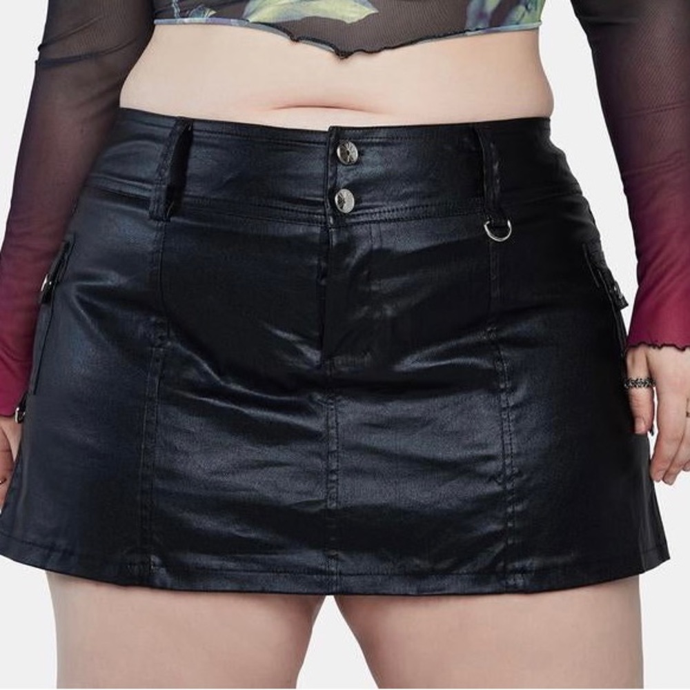 DELIA’s Black Mini Skort